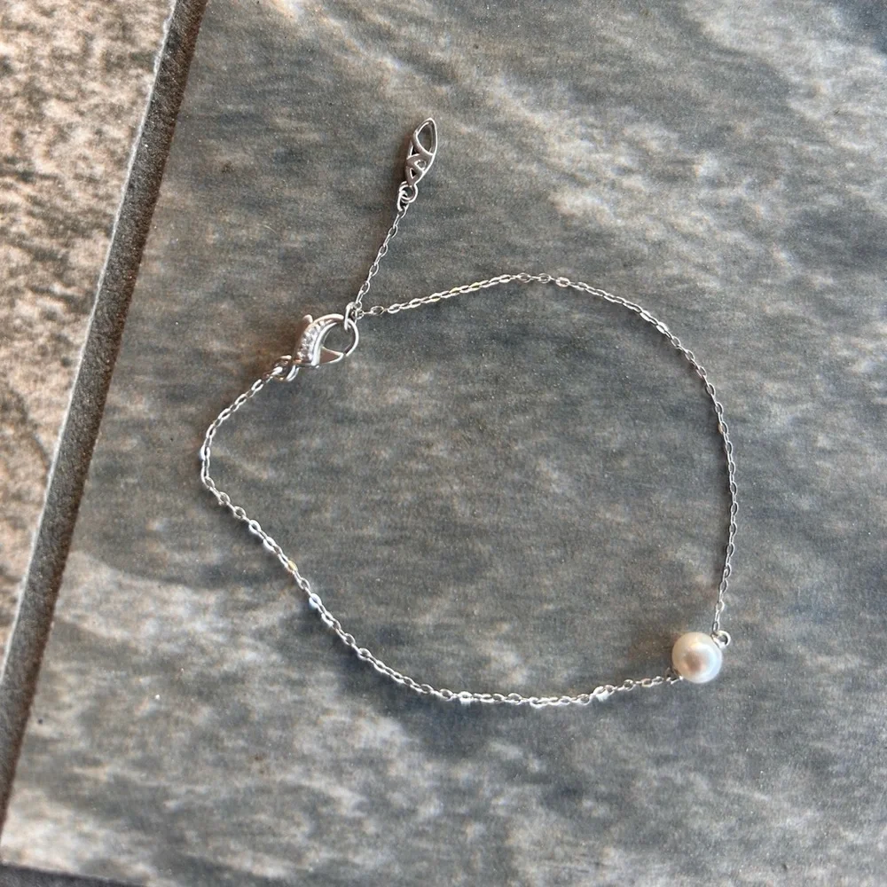 NWOT Sterling Silver Pearl Bracelet
